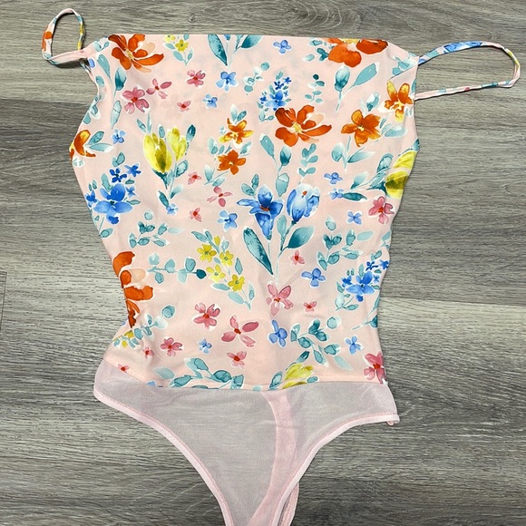 Botanical Bombshell Pink Floral Print Cowl Neck Bodysuit - Picture 6 of 9